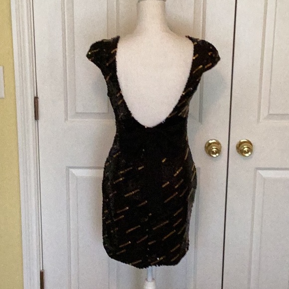 Jodi Kristopher Black & Gold Sequin Dress w/ Low Back w/ Large Black Bow - Picture 2 of 11